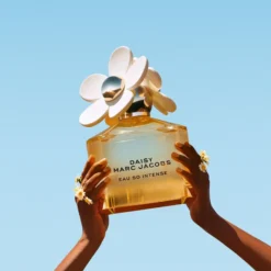 Marc Jacobs Daisy So Intense Eau De Parfum -Sesderma Cosmetics LySkin Marc jacobs daisy intense eau de parfum 100ml MJC00007 1 1 2